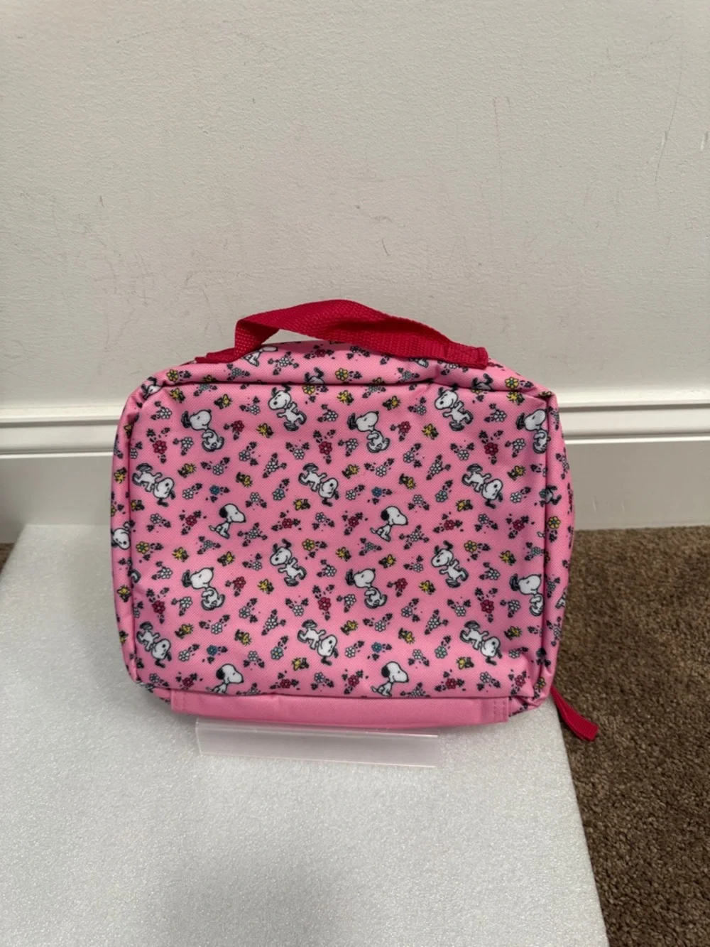 Snoopy Peanuts tie dye flowers insulated lunch bag - Picture 2 of 5